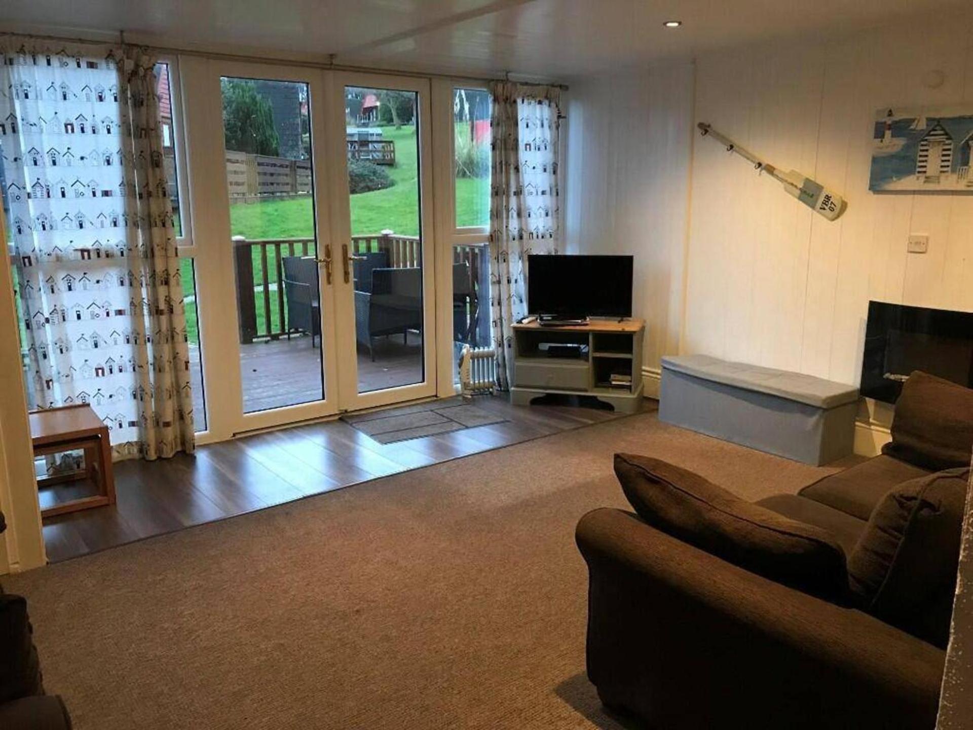 Seaside Chalet - Sleeps 6 Kingsdown  Экстерьер фото